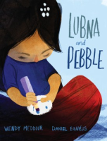 Lubna_and_pebble